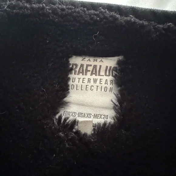 Zara Black Fur Jacket with Asymmetric Zipper - Picture 6 of 6